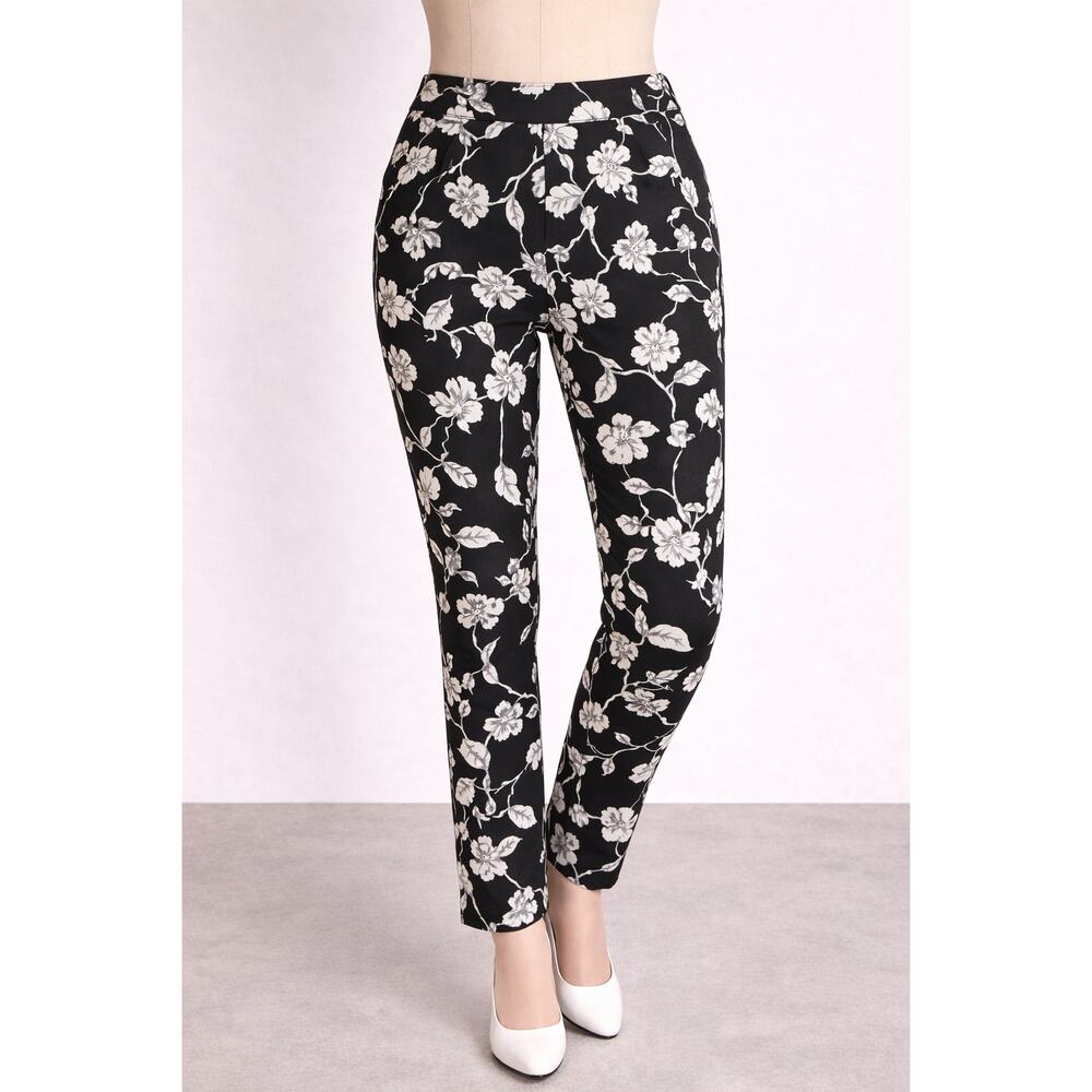 Chico’s So Slimming Brigitte Slim Leg Pants 1R US 8 Black White Floral NWT